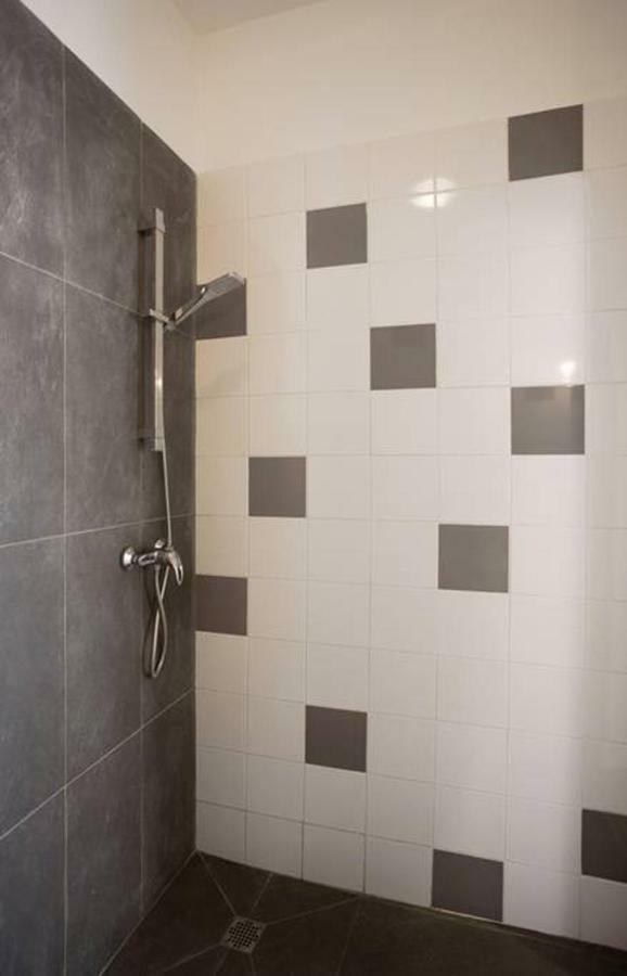 Gregbnb - Filet Suspendu ! - Parking Inclus - Climatise - Wifi -15Min Gare Toulon Dış mekan fotoğraf